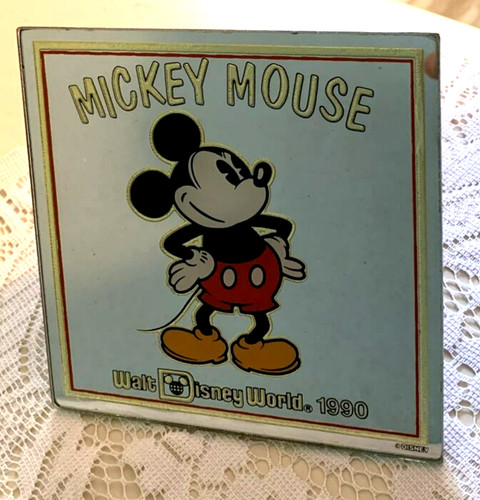 Vtg 1990 walt - 1990,